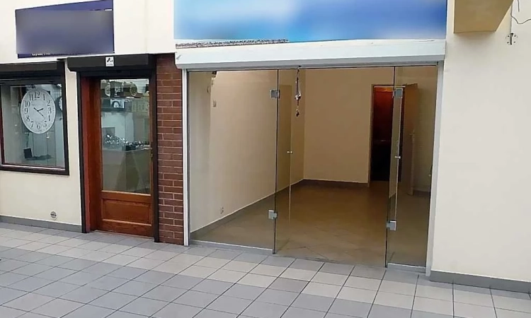 DWA NIEZALEŻNE, sąsiadujące lokale. | Zdjęcie główne