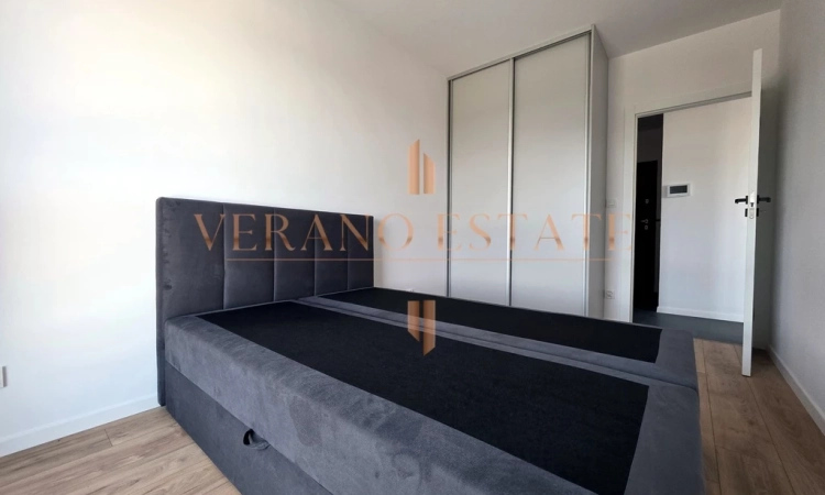 Do wprowadzenia, 2 pokoje Ożarów M. | Zdjęcie główne