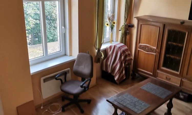 2pok, 42met, okolice Świstackiego PIWNICA (Wrocław) | Zdjęcie główne