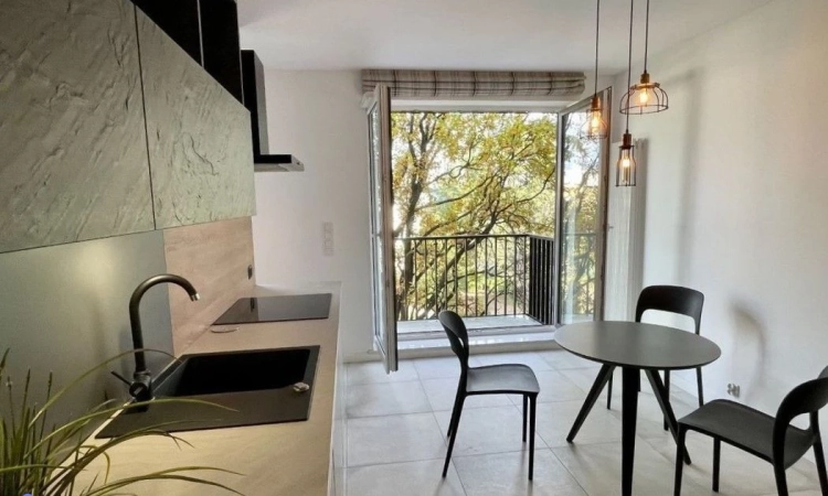 2pok, 42met, Okolice Kapitulnej BALKON/WINDA/2018 (Wrocław) | Zdjęcie główne