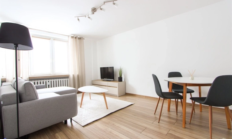 ## Mieszkanie tuż obok Politechniki i IV Liceum ## | Zdjęcie główne