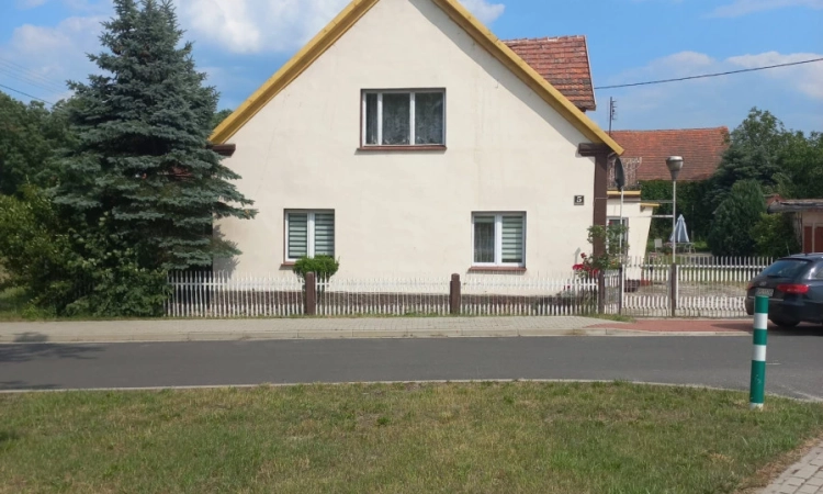 Dom wolnostojący 250m2 | Działka 34ar | Budynki | Zdjęcie główne