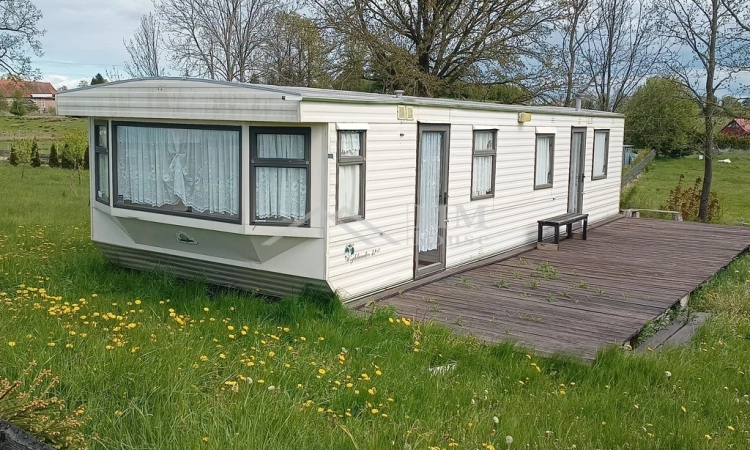 Działka letniskowa z DOMKIEM i garażem - MEDIA | Zdjęcie główne