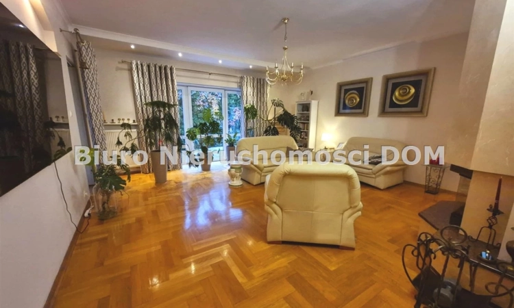 Sprzedam dom w Czarnym Lesie gm Mykanów | Zdjęcie główne