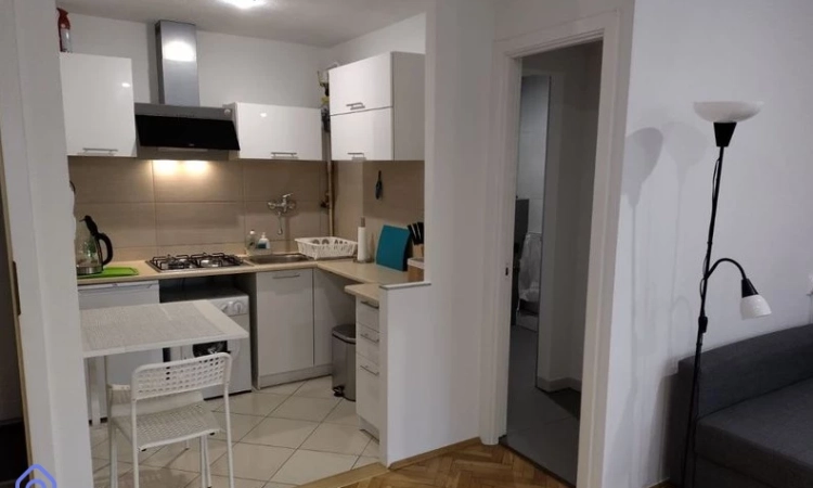 2pok, 47met, Okolice Zaporoskiej PO REMONCIE/GARAŻ (Wrocław) | Zdjęcie główne