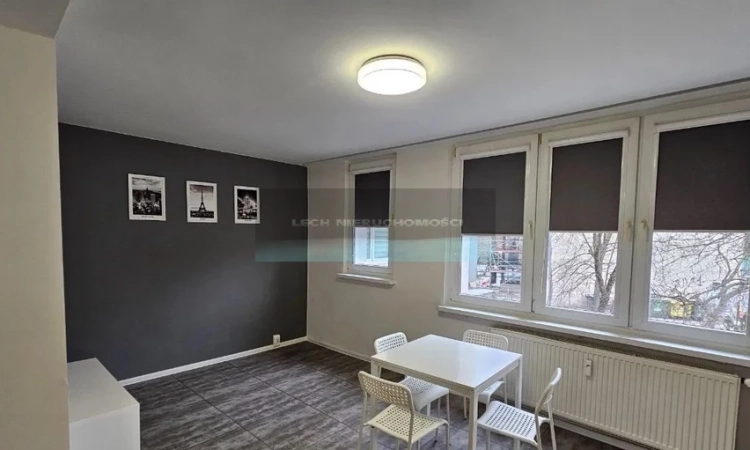 1 pok. 25.00 m2 Warszawa | Zdjęcie główne