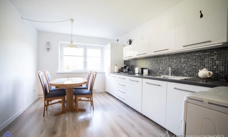 Mieszkanie z ogródkami w kamienicy – cisza | Zdjęcie główne