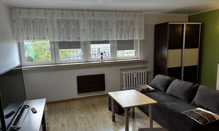 1pok, 25met, okolice Gwiaździstej KOMÓRKA/WINDA/PARKING (Wrocław) | Zdjęcie główne