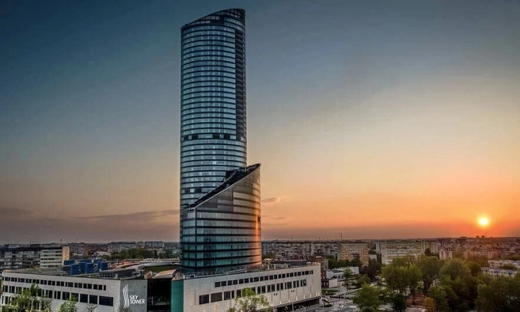 2pok, 70met, okolice Wielkiej APARTAMENT W SKY TOWER (Wrocław) | Zdjęcie główne