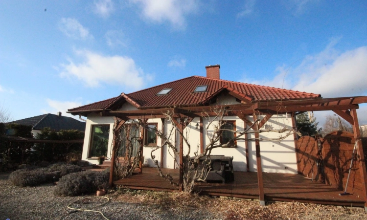 7pok, 230met, okolice Wierzbowej GARAŻ/OGRÓD/2005 (Długołęka) | Zdjęcie główne