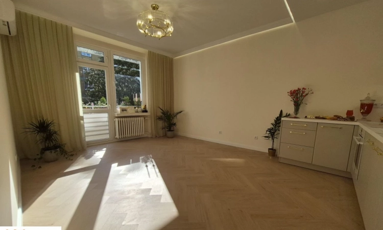 2pok, 35met, Okolice Trójcy Świętej BALKON/PIWNICA (Wrocław) | Zdjęcie główne