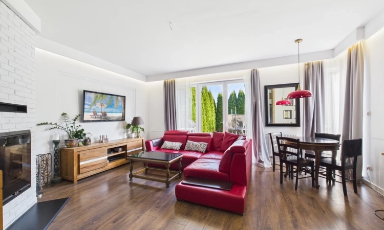 Mieszkanie dwupoziomowe z dużym ogrodem| kominek | Zdjęcie główne