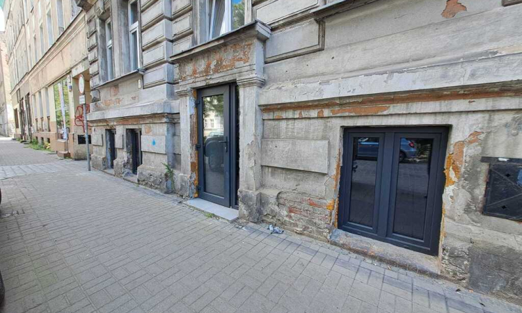 Lokal usługowy z najemcą| Dochód pasywny | Zdjęcie główne