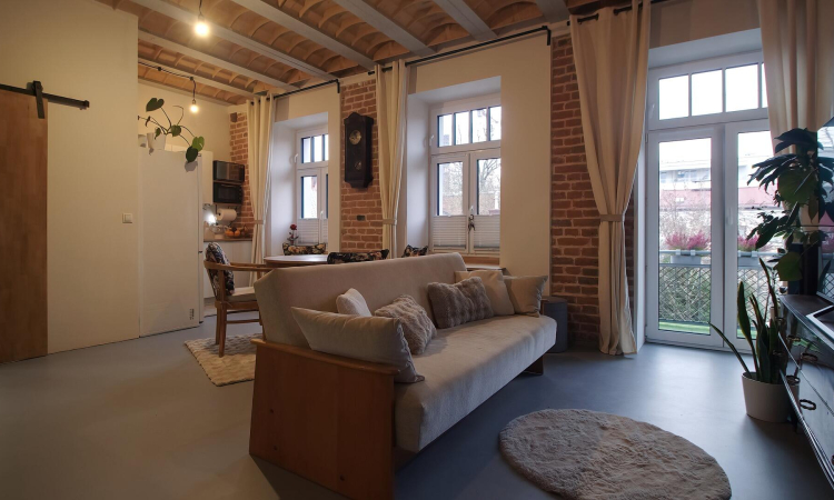 Przepiękne mieszkanie w kamienicy 2 pokoje  o pow. 43 m2 z balkonem | Zdjęcie główne