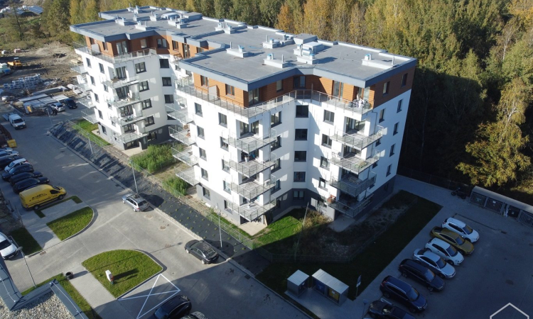 Apartament z tarasem w nowym budownictwie | Zdjęcie główne