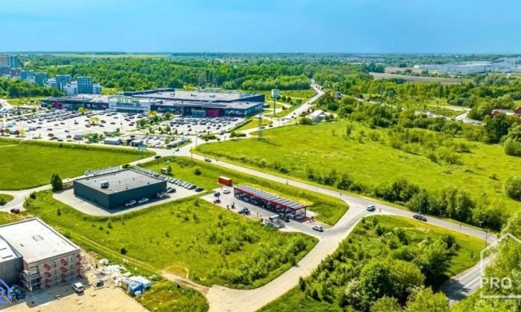 Teren inwestycyjny przy centrum handlowym ARENA | Zdjęcie główne