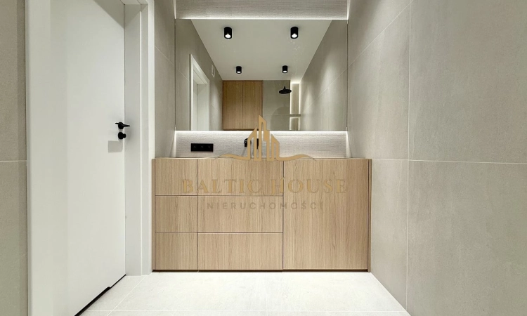 3 Pokoje Po remoncie Winda Bez PCC Pogórze | Zdjęcie główne