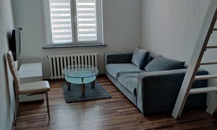 1pok 28met, Okolice Złotoryjskiej ANTRESOLA/STRYCH (Legnica) | Zdjęcie główne