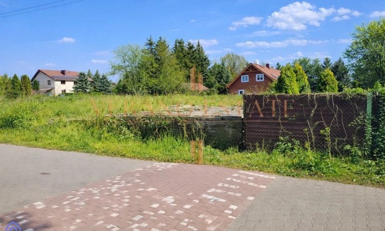 Teren inwestycyjny - centrum Łomianek ul. Agawy | Zdjęcie główne