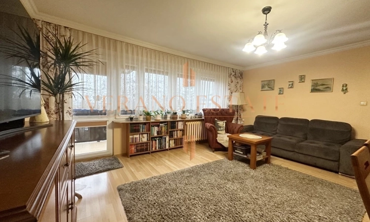 Dobra lokalizacja | 3 pokoje (72m2) | balkon | Zdjęcie główne