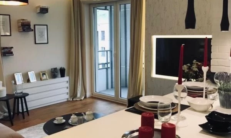 2pok 48met ok. Iwaszkiewicza BALKON/KOMÓRKA/GARAŻ (Wrocław) | Zdjęcie główne