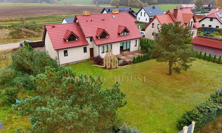 Dom wolnostojący Piękny ogród Do zamieszkania | Zdjęcie główne