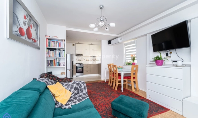 Mokotów | 2 pokoje po remoncie | Ciche | KW | Zdjęcie główne