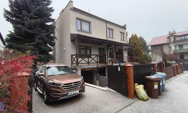 4pok, 150met, okolice Wyścigowej TARAS/GARAŻ/OGRÓD (Wrocław) | Zdjęcie główne