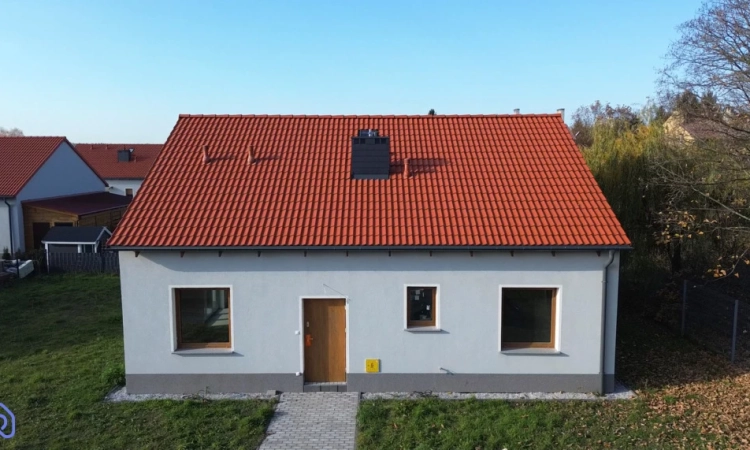 Nowy dom parterowy I 131 m² I Poddasze | Zdjęcie główne