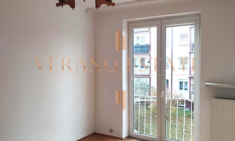 Sulejówek | 3 pokoje | 79 m² | do remontu | Zdjęcie główne