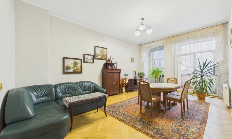 161 m² klimatycznego mieszkania w kamienicy |Borek | Zdjęcie główne