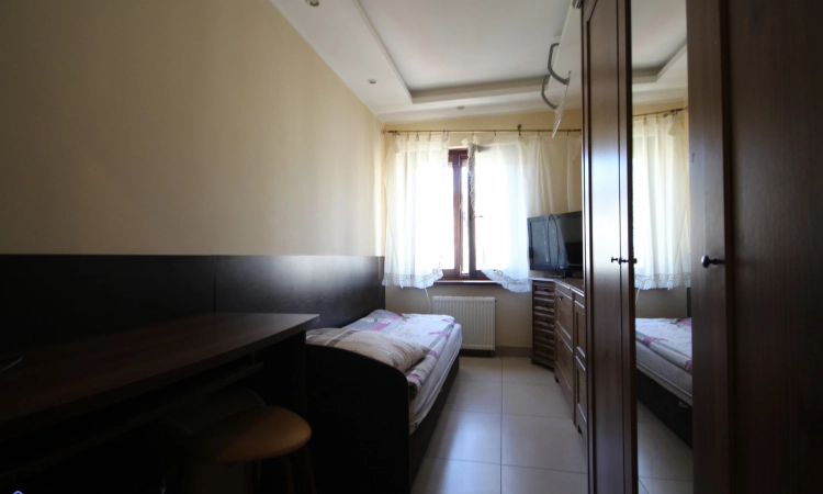 3pok, 50met, Okolice Fiołkowej PIWNICA/PARKING (Wrocław) | Zdjęcie główne