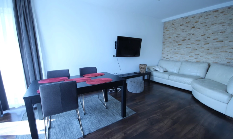 3pok, 68met, okolice Radkowskiej BALKON/2GARAŻE/2KOMÓRKI (Wrocław) | Zdjęcie główne