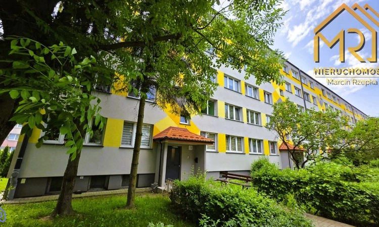 Mieszkanie do remontu - 47,87 m2 | Zdjęcie główne