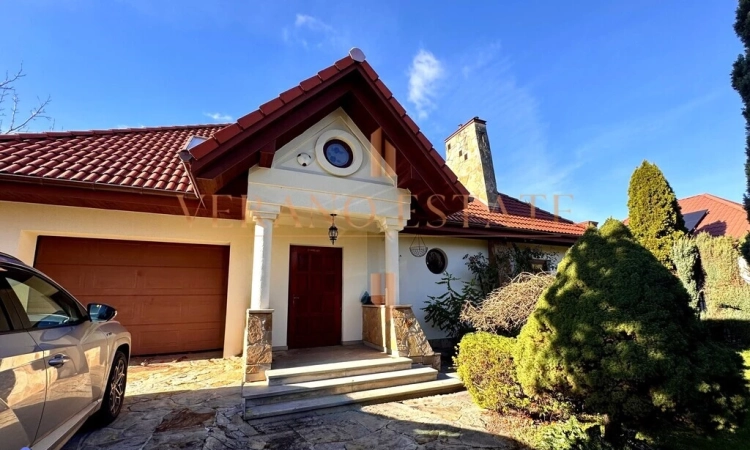 Dom 230 m² z pięknym ogrodem- umeblowany | Zdjęcie główne