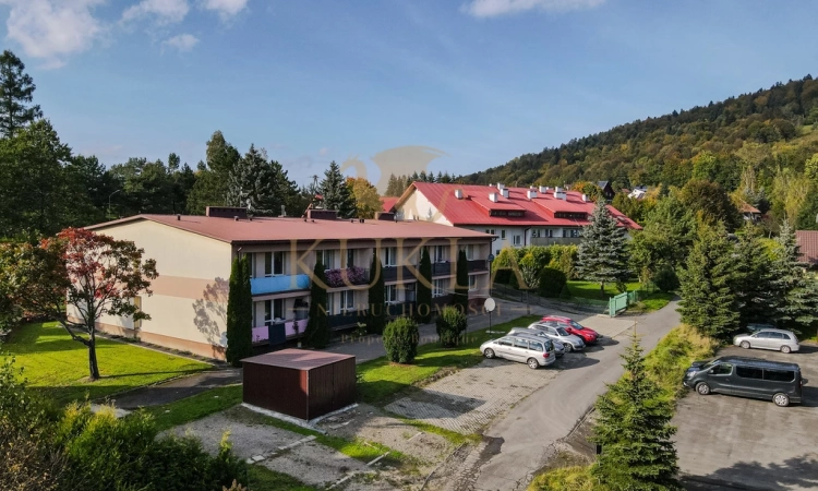 Własność hotelarska z panoramą jeziora Klimkówka | Zdjęcie główne