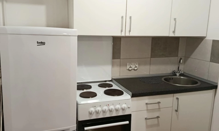 Kawalerka do zamieszkania | Zdjęcie główne