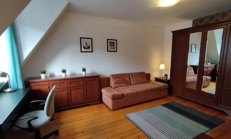 3pok, 74met, Okolice Reja BALKON/PIWNICA (Wrocław) | Zdjęcie główne