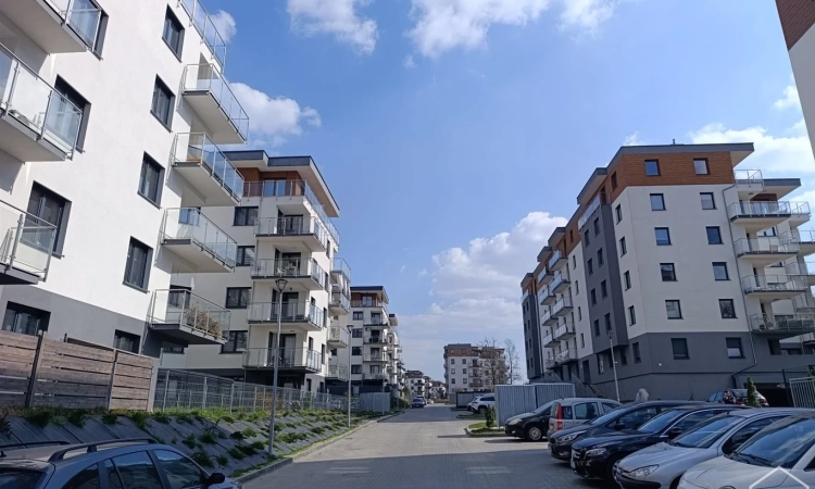 Apartament z tarasem w nowym budownictwie | Zdjęcie główne