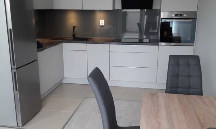 2pok, 44met, Okolice Kosmonautów BALKON/WINDA (Wrocław) | Zdjęcie główne