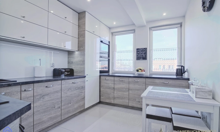 Narożne/trzypokojowe/duży balkon/garaż/cisza | Zdjęcie główne