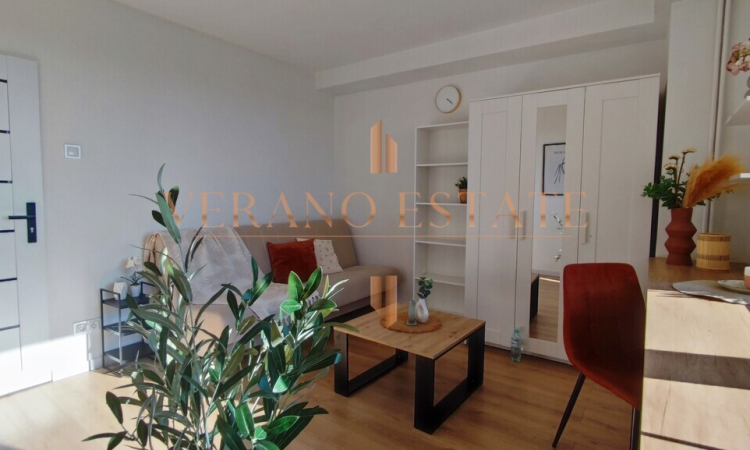 Gotowiec inwestycyjny | 5 pokoi | Centrum Łodzi | Zdjęcie główne